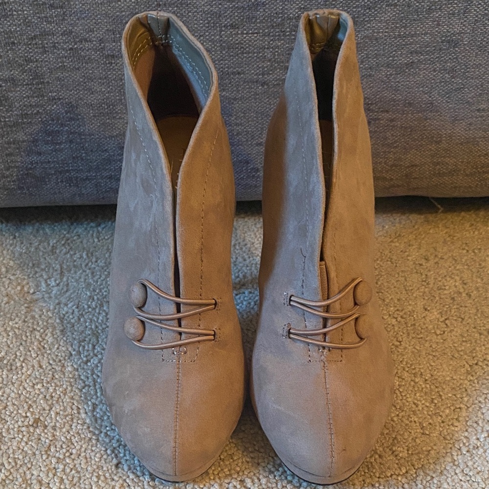 Apt. 9 Tan Ankle Booties